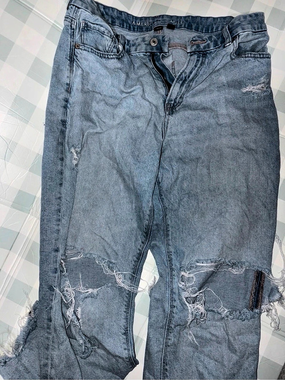 American Eagle Regular Straight Distressed Jeans in Blue